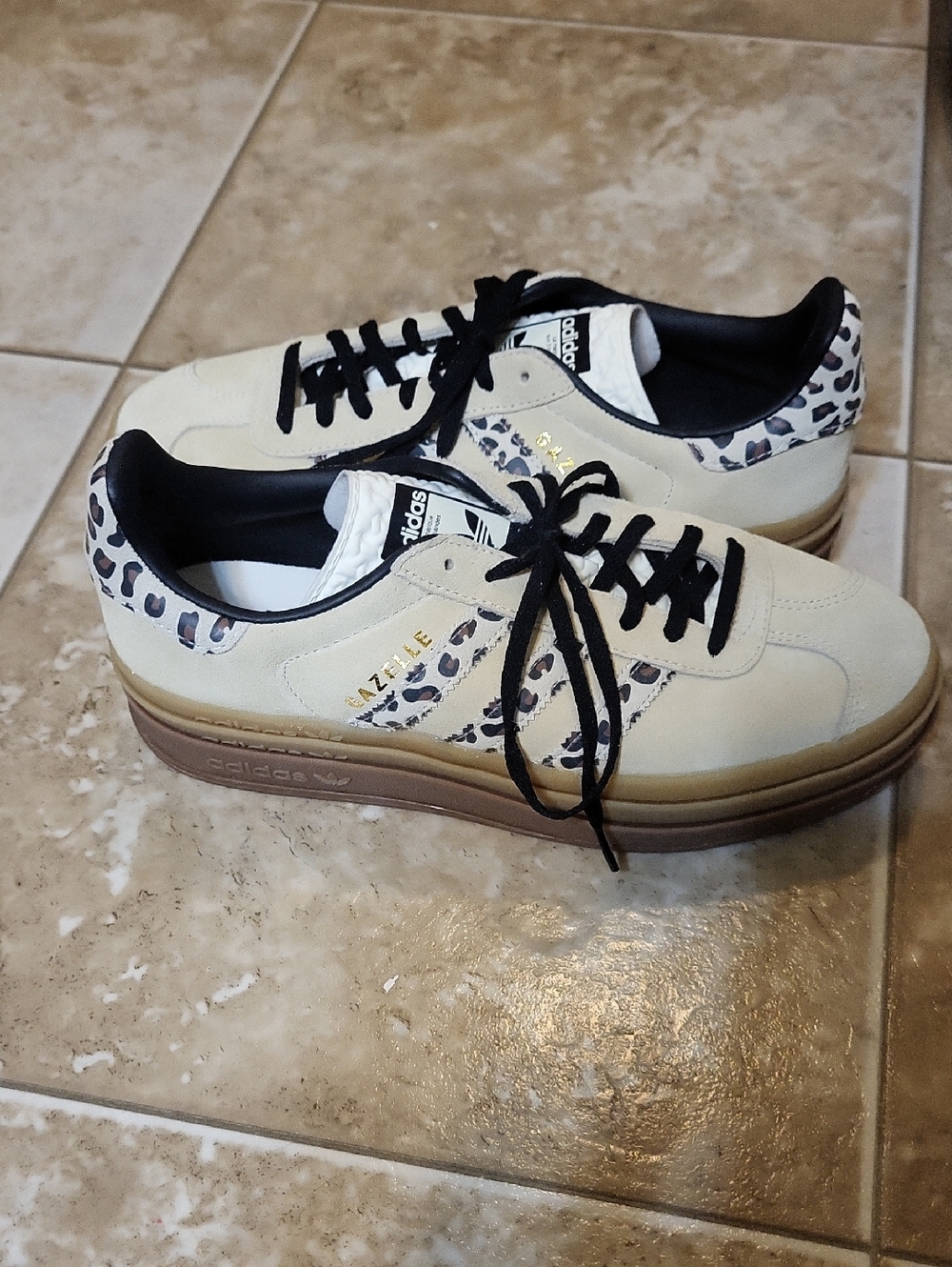 Adidas Gazelle Bold Platform Sneakers In Cream/white/black 8.5 NWT - Picture 11 of 13